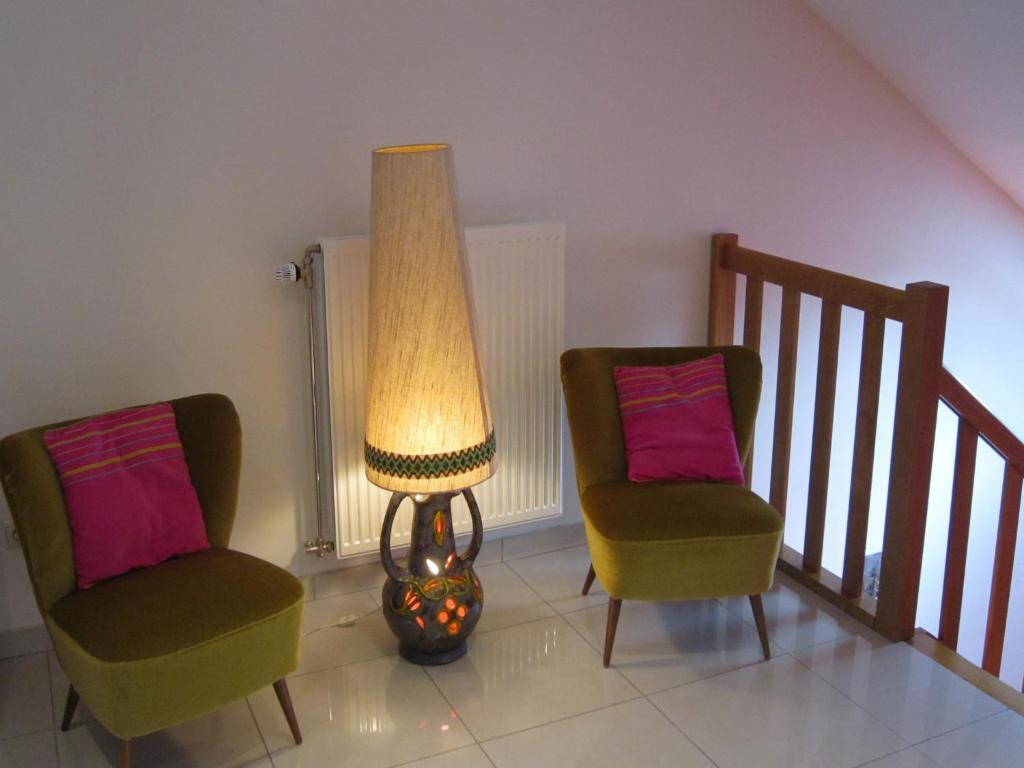 Posezení v ubytování Contemporary Holiday Home in Houffalize with Private Garden