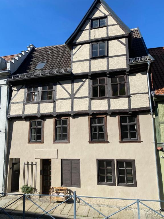 Schinkel Ferienunterkünfte Quedlinburg UNESCO Altstadt, Parkplatz inkl - 11