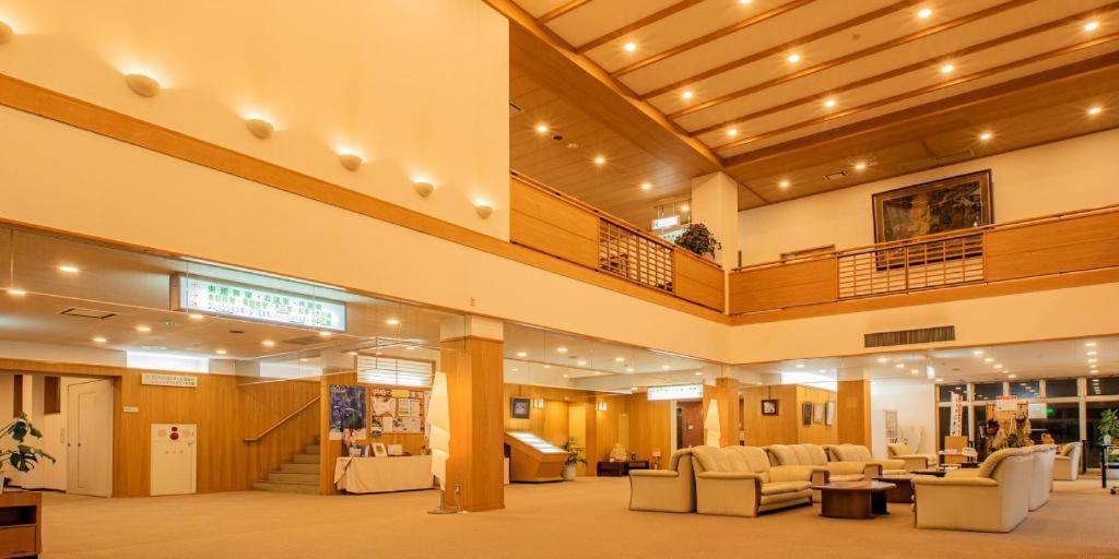 Posezení v ubytování Oga Seiko Grand Hotel