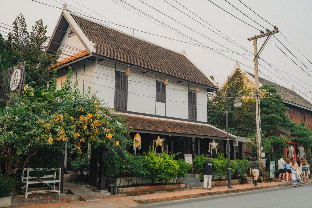 Villa Namkhan Heritage