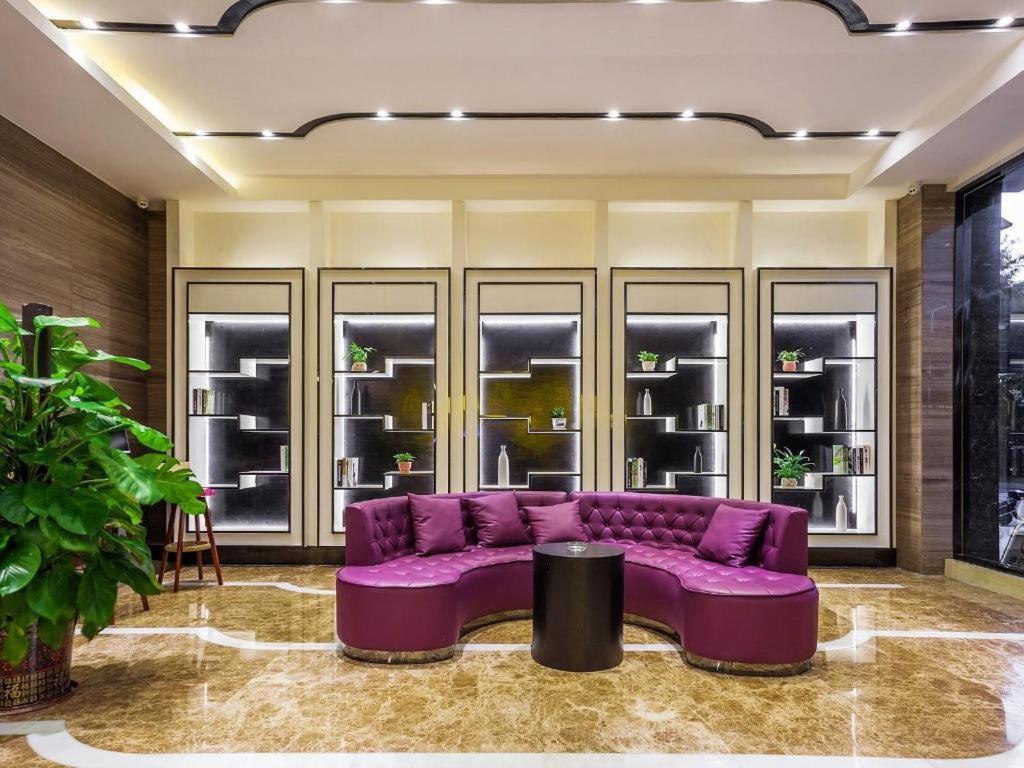 Posezení v ubytování Lavande Hotels Ganzhou Golden Plaza