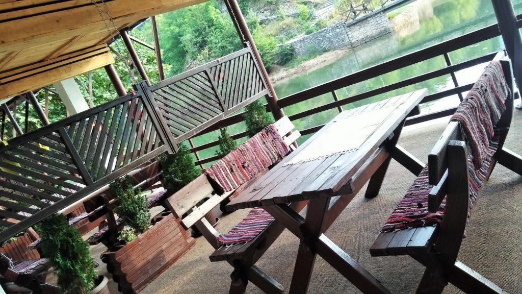 Balkón nebo terasa v ubytování B&B Bazeni