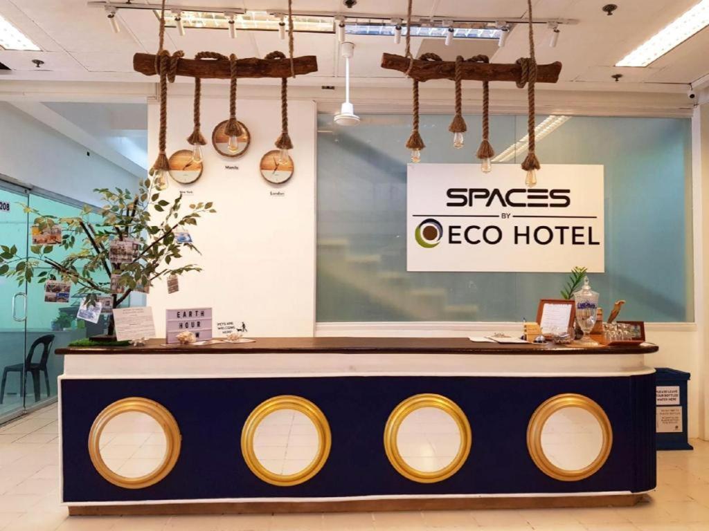 Sijil, anugerah, tanda atau dokumen lain yang dipamerkan di The New View by Ecotel