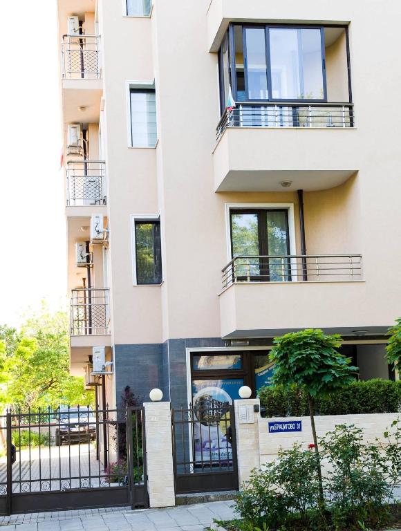 Budova, kde se apartmán nachází