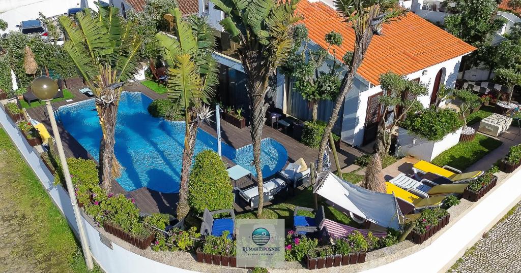 Πισίνα στο ή κοντά στο RUMAH Esposende