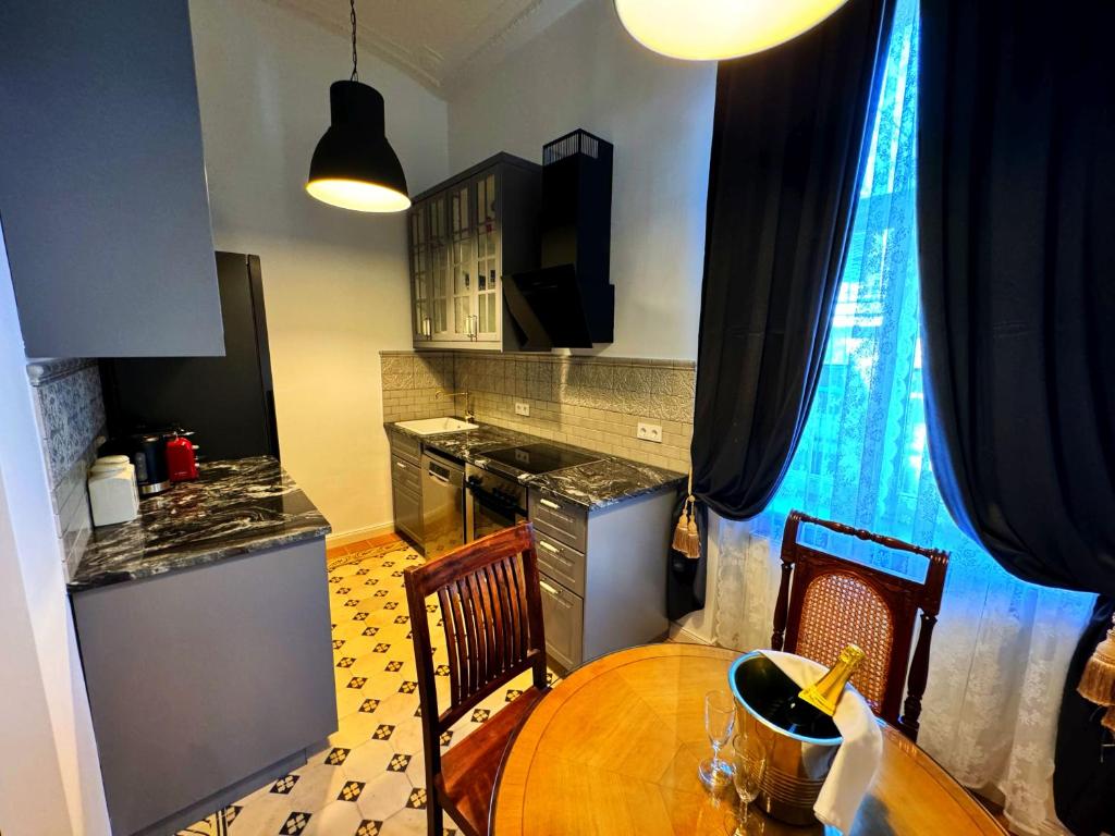 7th HEAVEN Vienna Center Apartments - 17