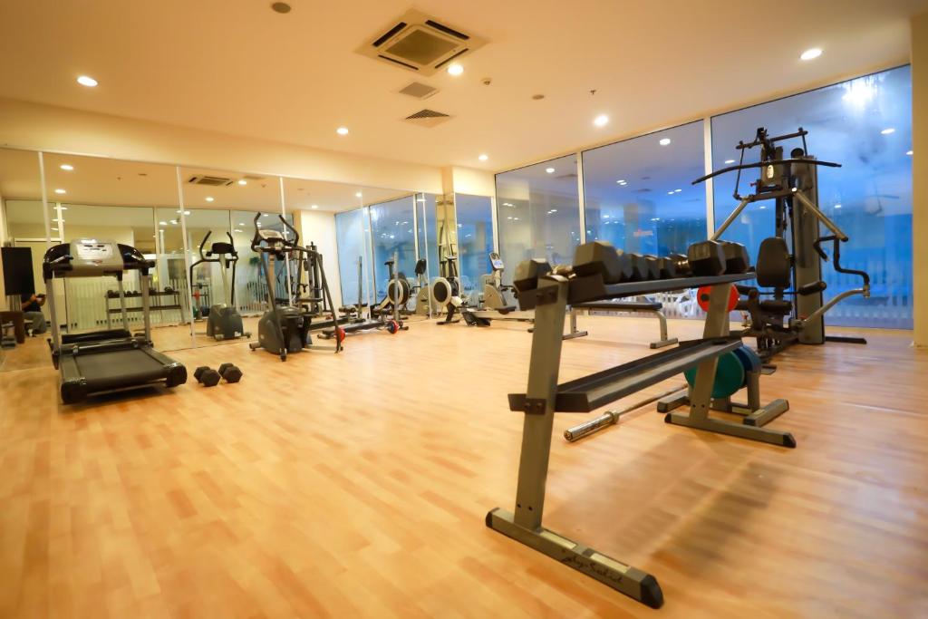 Fitness centrum a/nebo fitness zařízení v ubytování Side Kum Hotel