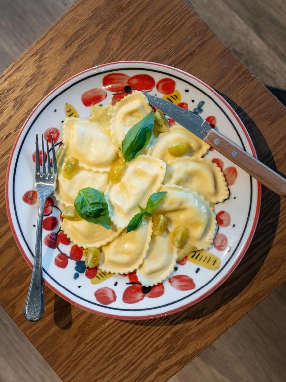 La Belle Ville - Resim 26