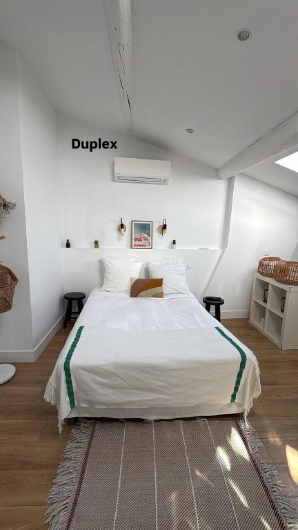 Sainte Apartments - 