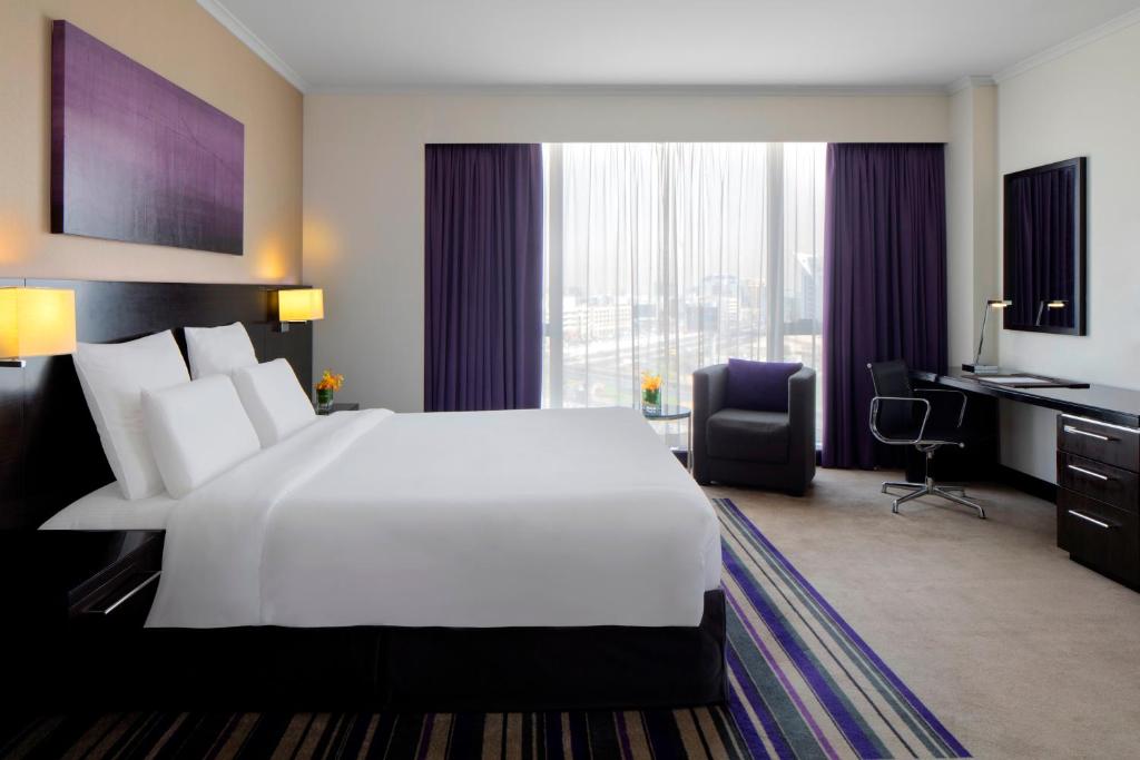 Pullman Dubai Creek City Centre - Superior Double Room