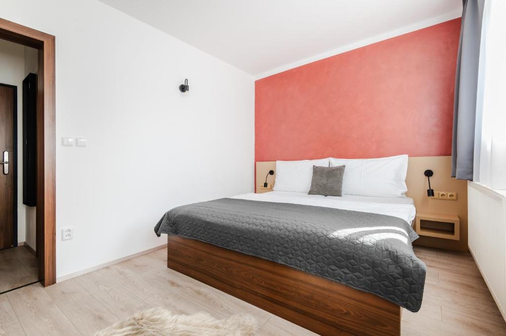 No 28 Rooms & Apartments - 6