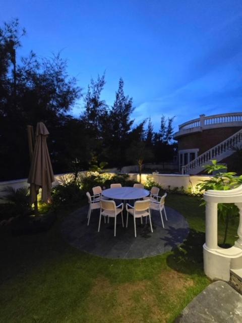 Zahrada ubytování Bảo Châu Villa