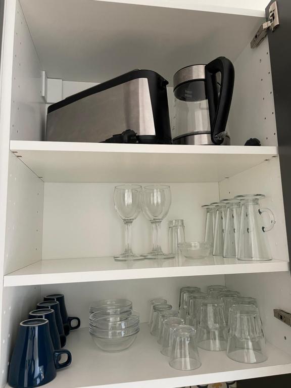 Kuchyň nebo kuchyňský kout v ubytování APARTAMENTO CANILLO Wifi-Parquing free-Terraza HUT 5213