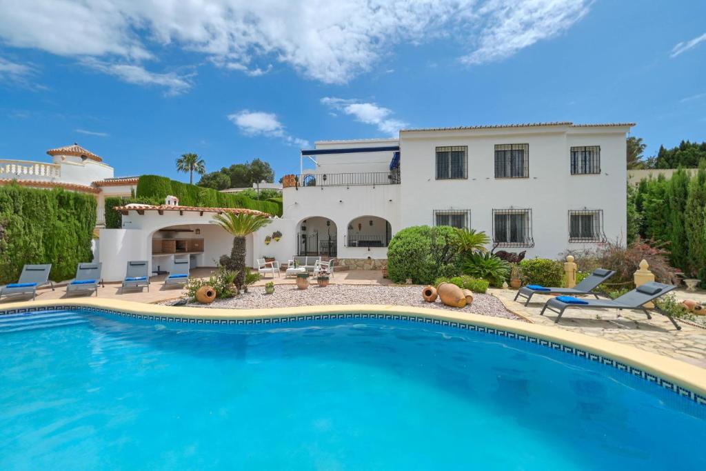 Casa Stella by Aguilarent
