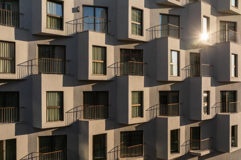 Mitsis N'U Piraeus Port - Resim 13