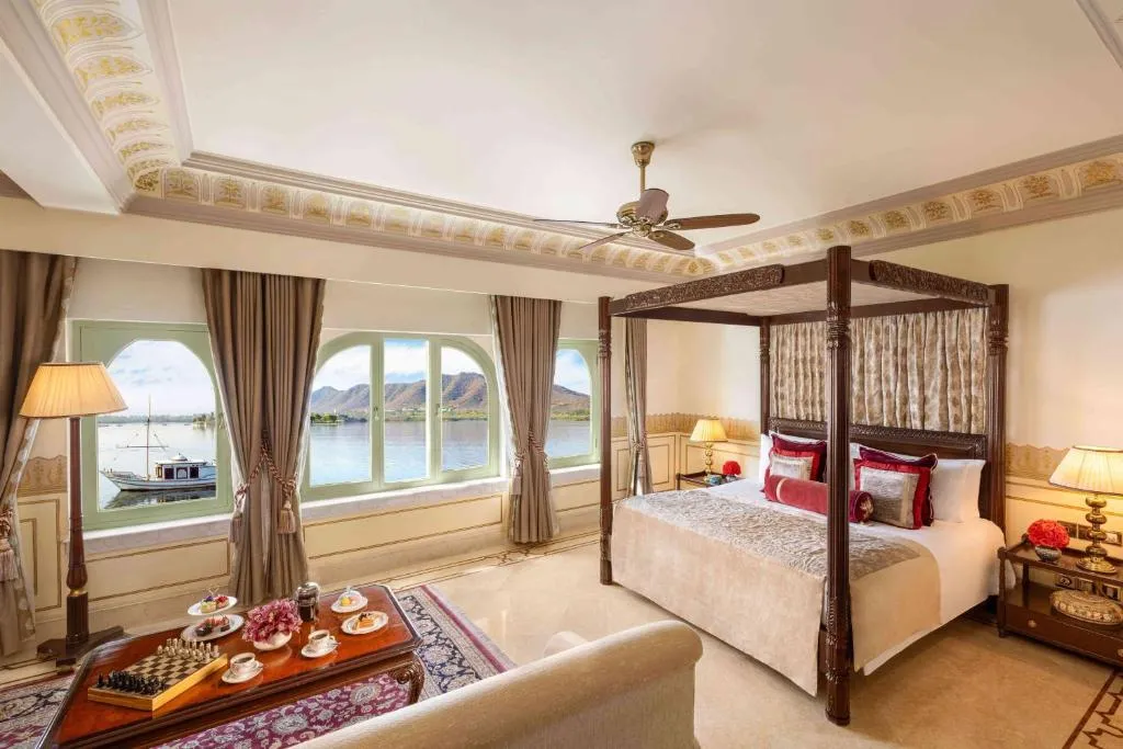 Royal Suite with Lake View
