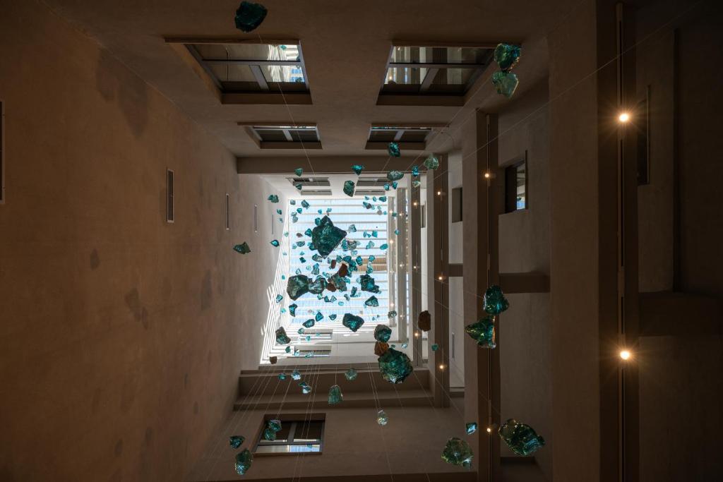 Mitsis N'U Piraeus Port - Resim 39