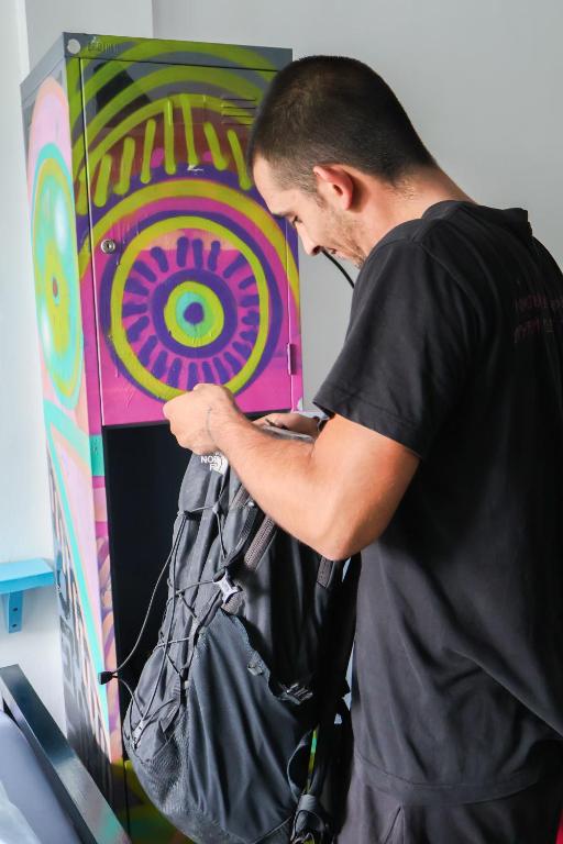 Gili Beach Bum Hostel - 12