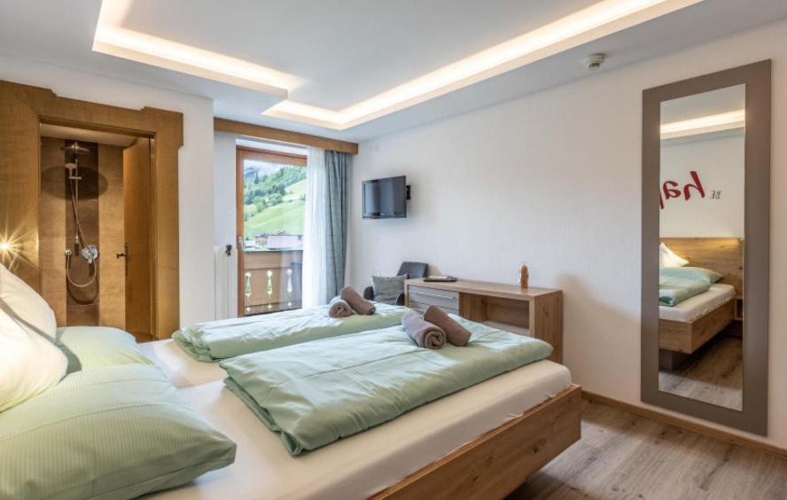 Postel nebo postele na pokoji v ubytování Hotel Elisabeth