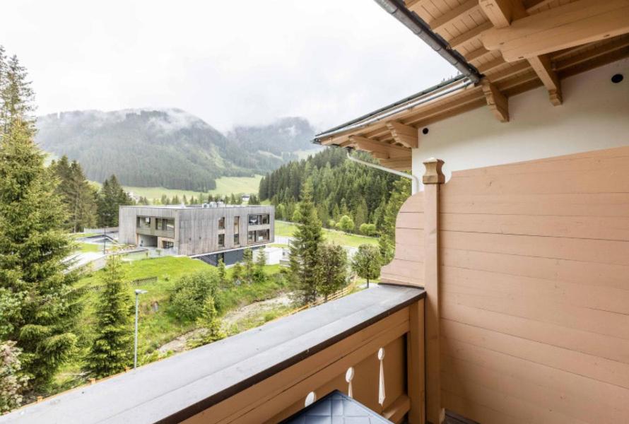 Nespecifikovaný výhled na hory nebo výhled na hory při pohledu z hotelu