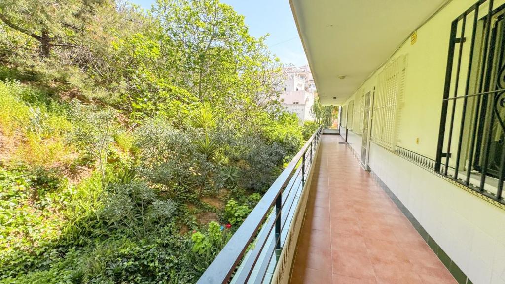 Zahrada ubytování Hawaii 1st floor Burriana, Nerja