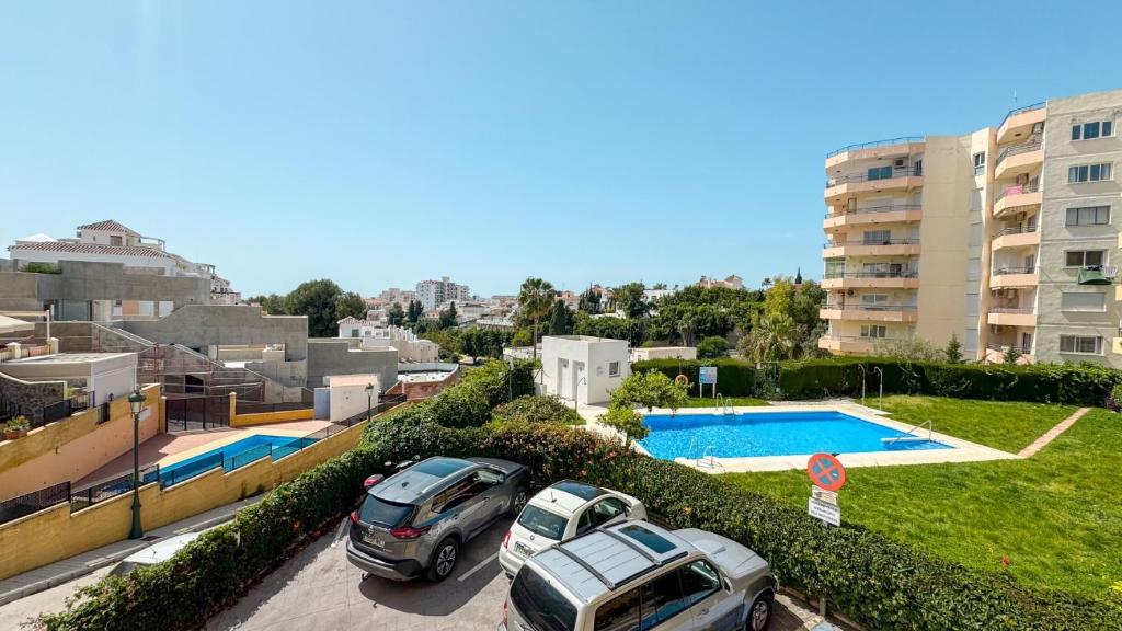 Bazén v ubytování Hawaii 1st floor Burriana, Nerja nebo v jeho okolí