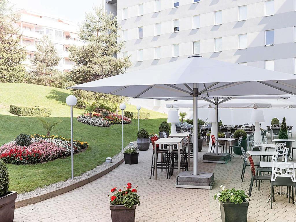 Zahrada ubytování Novotel Suites Genève Aéroport