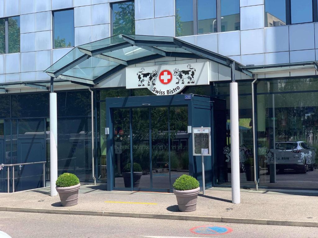 Certifikát, hodnocení, plakát nebo jiný dokument vystavený v ubytování Novotel Suites Genève Aéroport