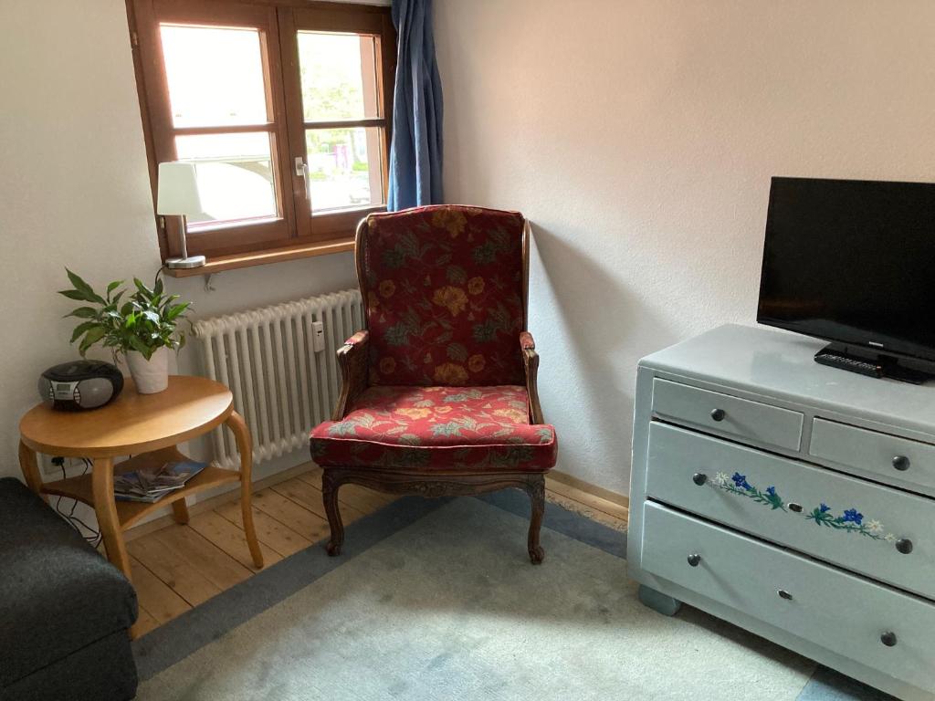 TV a/nebo společenská místnost v ubytování Ferienwohnung Sester