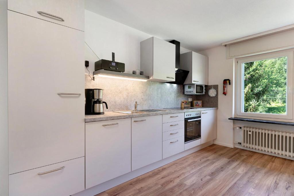 Kuchyň nebo kuchyňský kout v ubytování Haus Gisela