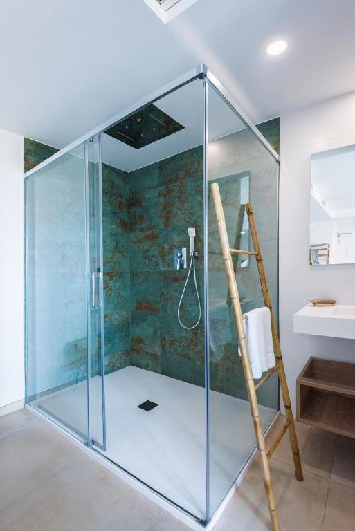 Koupelna v ubytování Bamblue Boutique Apartments