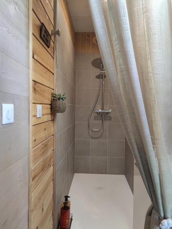 Locarmel - Chambre Double De Luxe Avec Douche