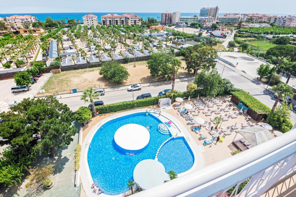 Bazén v ubytování Bamblue Boutique Apartments nebo v jeho okolí
