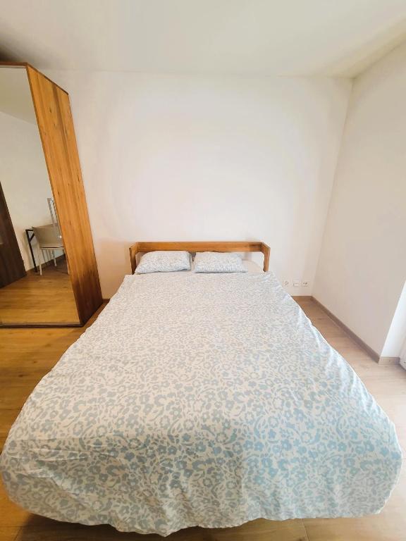 Zurich City Center Apartments next to Zurich HB Main Train Station LA - Self Checkin - Resim 36
