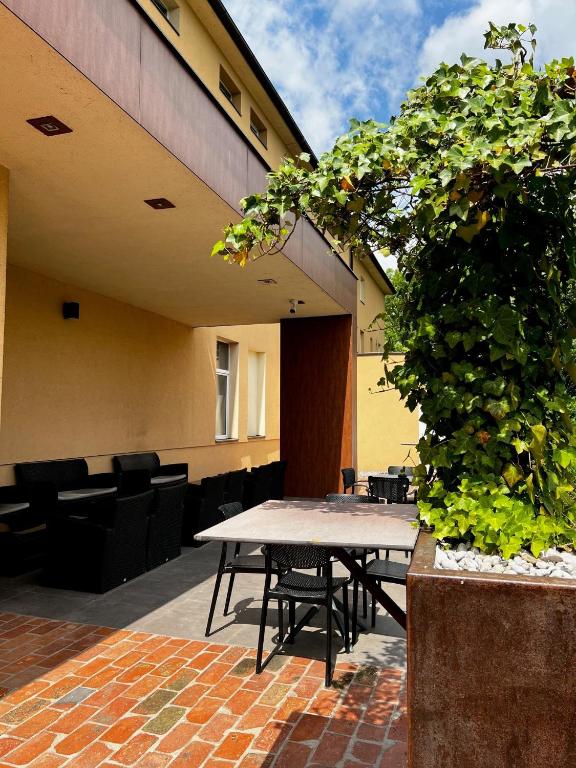 Budova, kde se hotel nachází