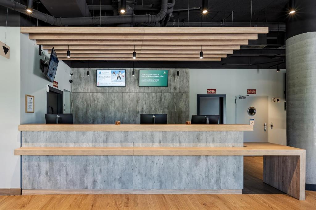 ibis budget Madrid Aeropuerto - Resim 6