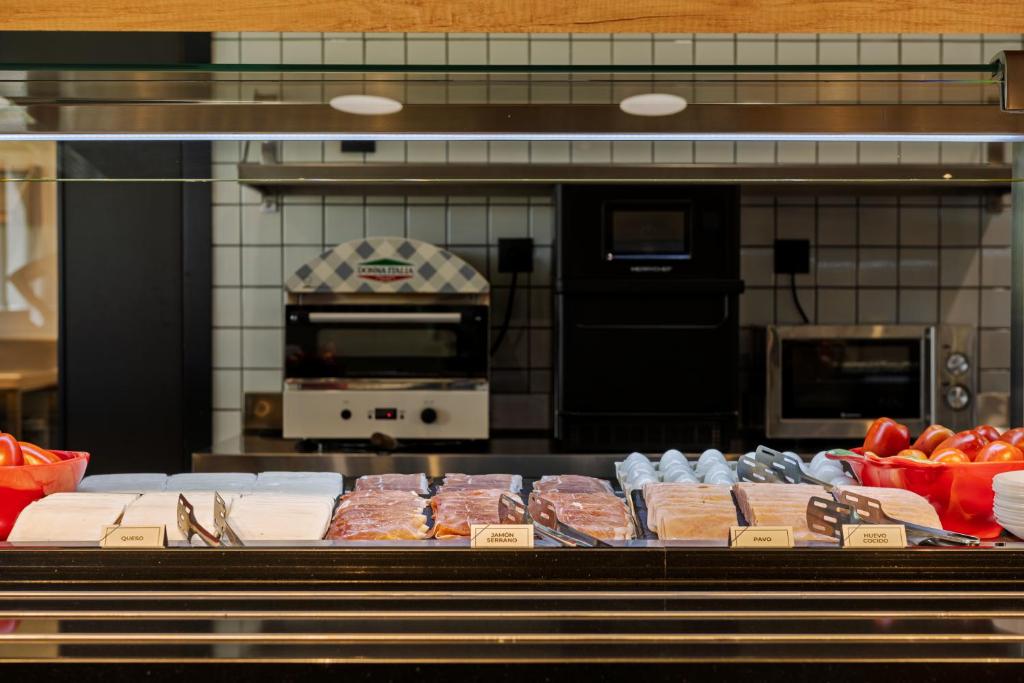 ibis budget Madrid Aeropuerto - Resim 15