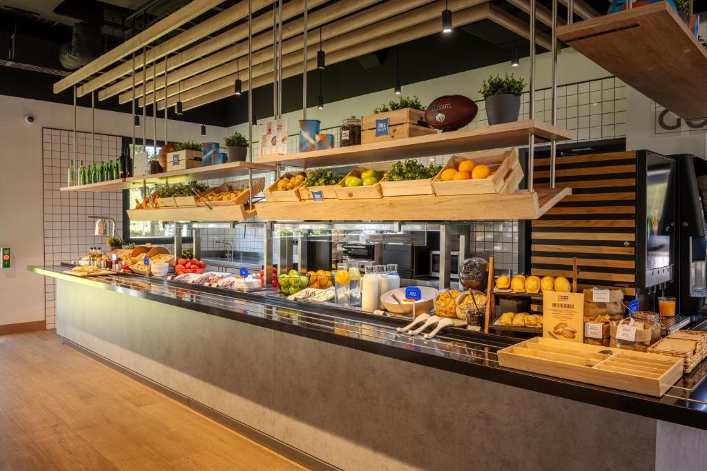 ibis budget Madrid Aeropuerto - Resim 14