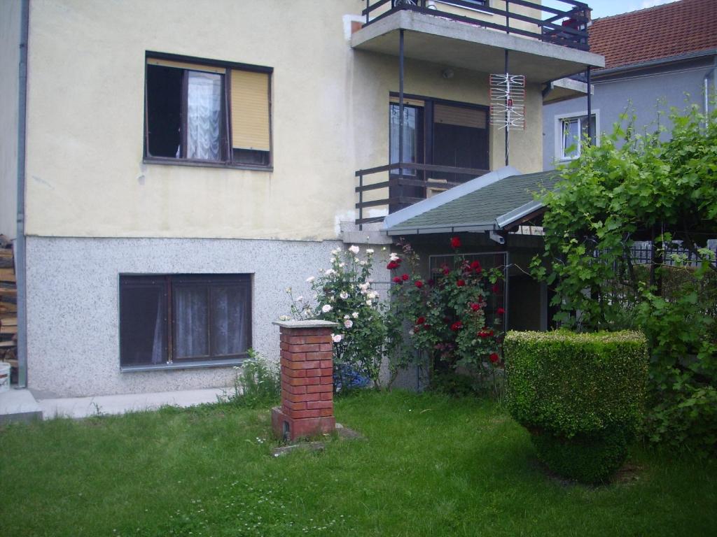 Zahrada ubytování Guest House Nada