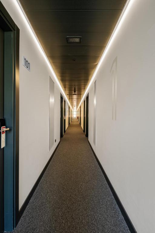 ibis budget Madrid Aeropuerto - Resim 29