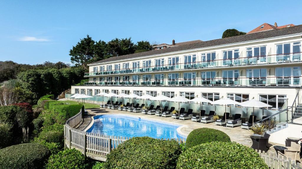 Bazén v ubytování Hotel Cristina nebo v jeho okolí