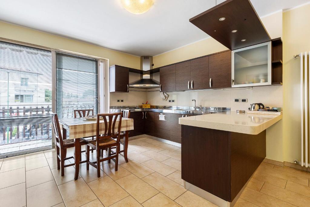 Køkken eller tekøkken på Apt Amè Peschiera del Garda