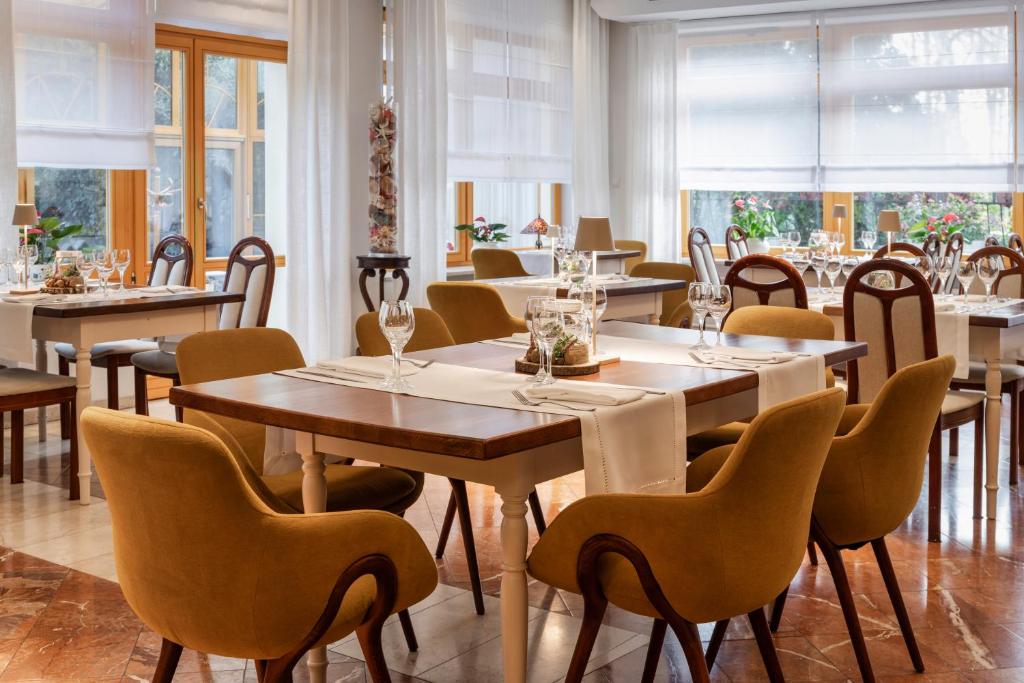 Ресторан / где поесть в Hotel Bartan Gdansk Seaside