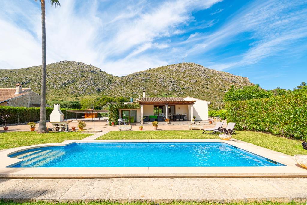 Finca Es Puig Xacons by JS Villas
