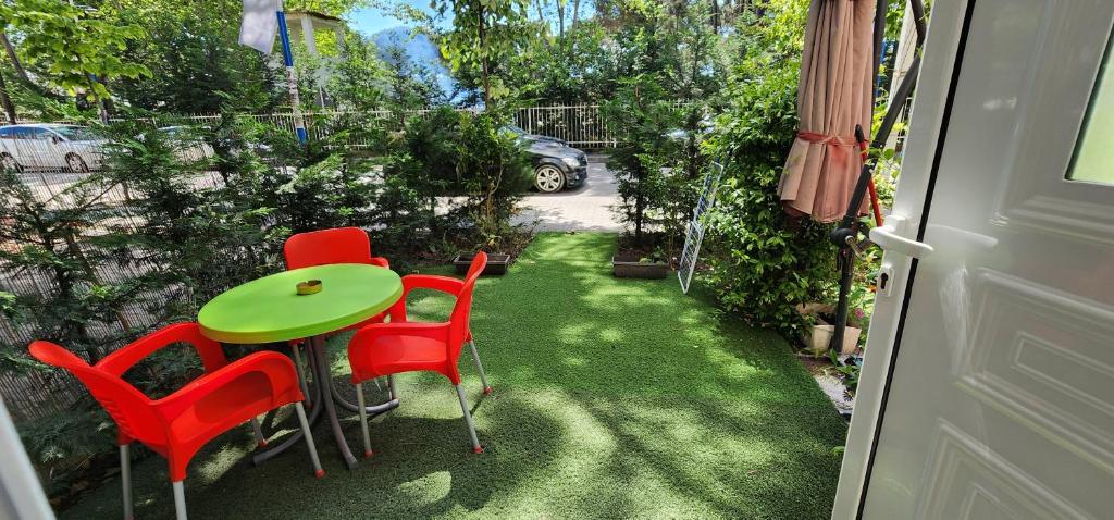 Zahrada ubytování Sunny Beach Loft