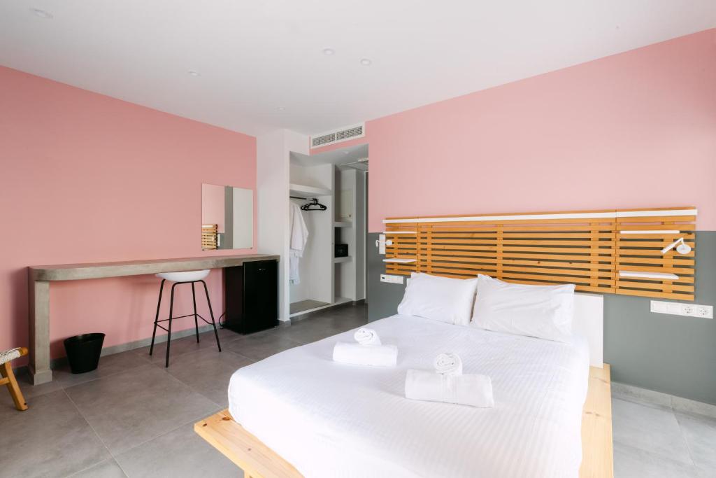 11 Reasons Why Metaxourgeio - Resim 25