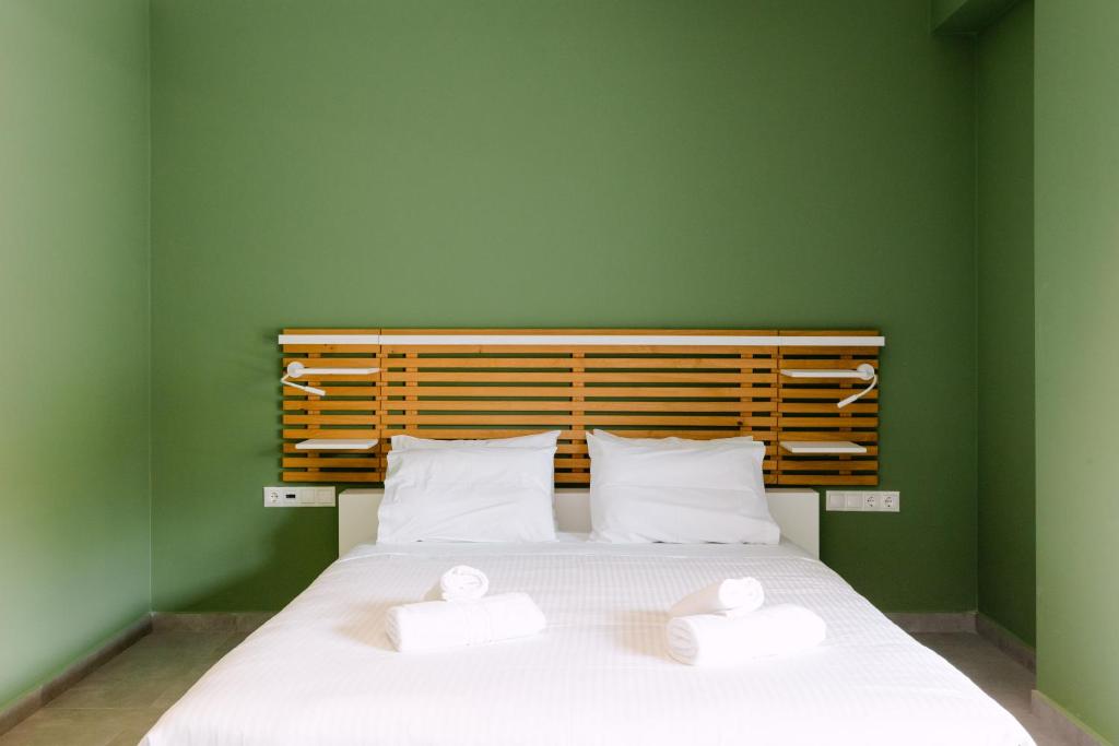 11 Reasons Why Metaxourgeio - Resim 21