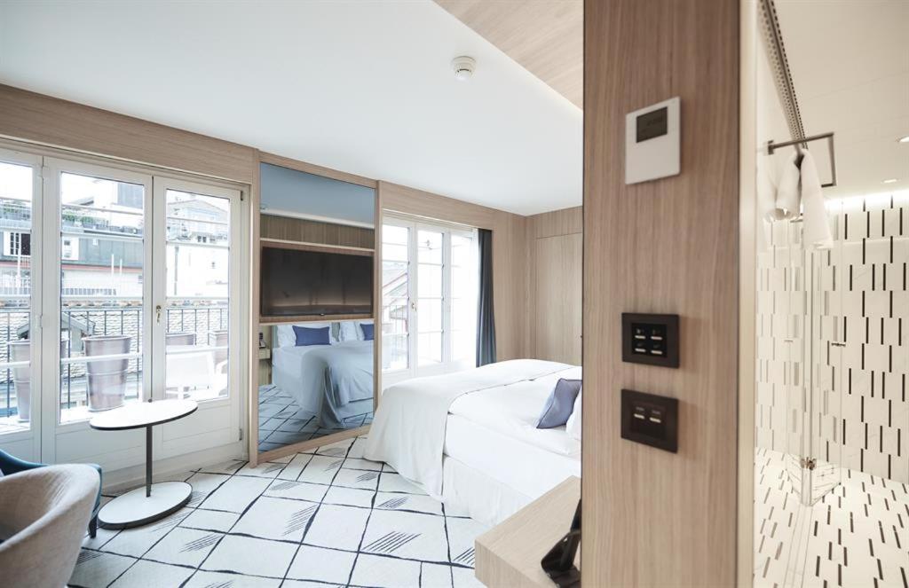 
City Rooftop Double Room with Patio
