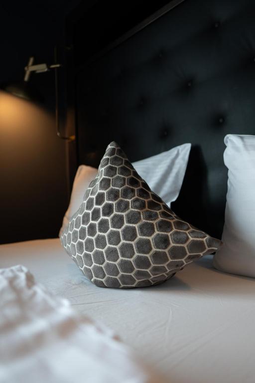 R13 - A Townhouse Hotel - Resim 12