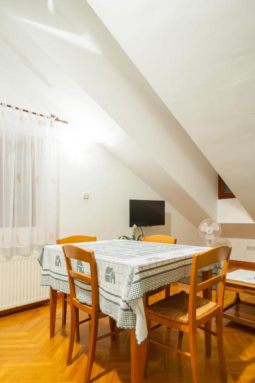 Villa & Apartments Perasto - 8